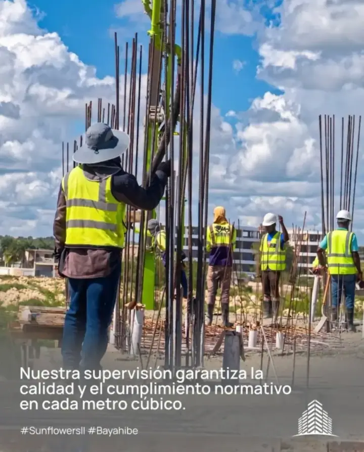 Dedicación · Trabajo · Conocimiento · Esfuerzo. Los pilares detrás de cada proye
